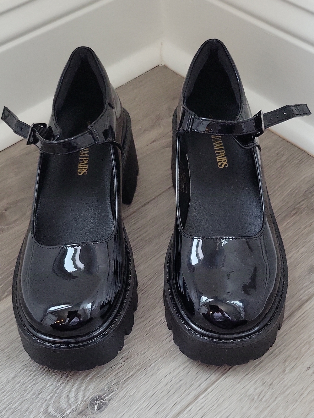 Dream Paris Black Patent Platform Chunky Block Heel Shoes Ankle Strap Size 8 NEW